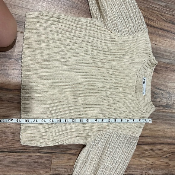 Zara Contrast Knit Bubble Sleeve Sweater - Picture 4 of 13